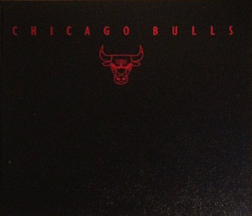 Stock image for Chicago Bulls: The Authorized Pictorial for sale by Front Cover Books