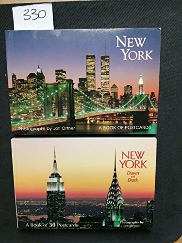 Beispielbild fr New York dawn and dusk a book of 30 postcards zum Verkauf von 2Vbooks