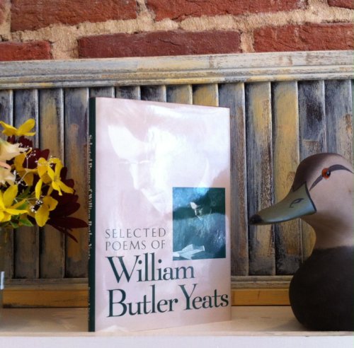 Beispielbild fr Selected Poems of William Butler Yeats zum Verkauf von ThriftBooks-Atlanta