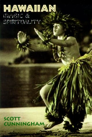Beispielbild fr Hawaiian Magic & Spirituality zum Verkauf von TotalitarianMedia