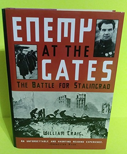 Imagen de archivo de Enemy at the Gates : The Battle for Stalingrad a la venta por Better World Books