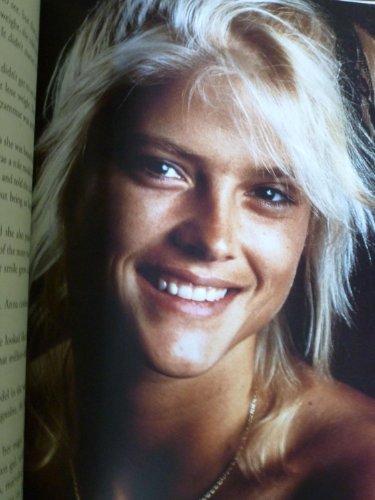 Beispielbild fr Great Big Beautiful Doll : The Anna Nicole Smith Story zum Verkauf von Better World Books
