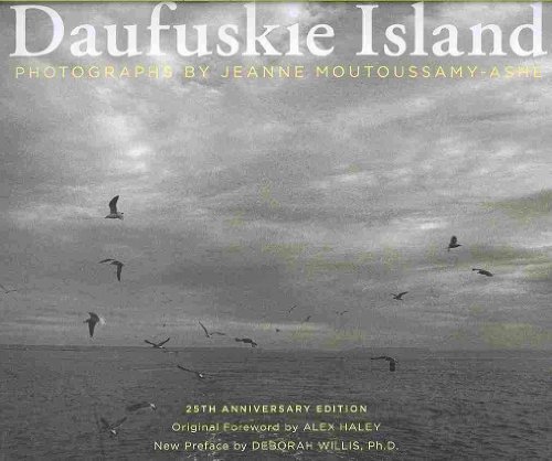 Stock image for Daufuskie Island: 25th Anniversary Edition for sale by ThriftBooks-Dallas