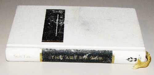 Imagen de archivo de The Art of War: The Denma Translation (Shambhala Library) a la venta por Books of the Smoky Mountains