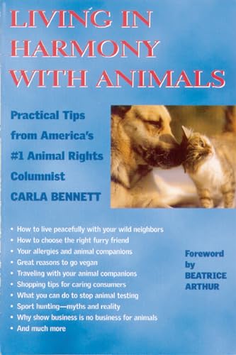 Living in Harmony with Animals (9781570670855) by Bennett, Carla