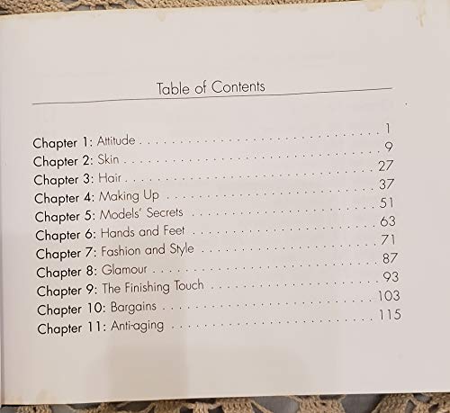 Imagen de archivo de The World's Best-Kept Beauty Secrets: What Really Works in Beauty, Diet & Fashion a la venta por Your Online Bookstore