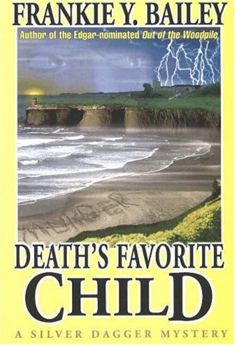 Imagen de archivo de Death's Favorite Child a la venta por ThriftBooks-Dallas