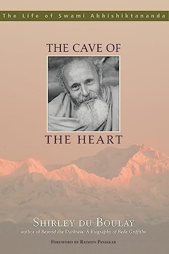 Imagen de archivo de The Cave of the Heart: The Life of Swami Abhishiktananda a la venta por Ergodebooks