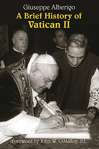 Beispielbild fr A Brief History of Vatican II zum Verkauf von BooksRun