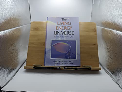 Beispielbild fr The Living Energy Universe zum Verkauf von Wonder Book