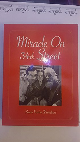 Imagen de archivo de It's A Wonderful Life, Miracle On 34th Street Box Set a la venta por ThriftBooks-Atlanta