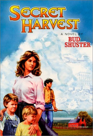 Beispielbild fr Secret Harvest zum Verkauf von Avenue Victor Hugo Books