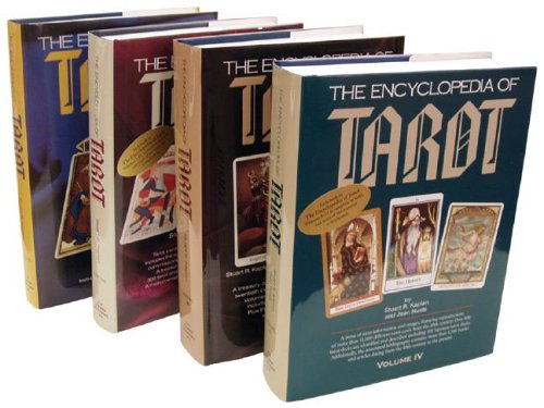 Imagen de archivo de The Encyclopedia of Tarot, 4 Volume Set (Volumes I, II, III and IV) a la venta por dsmbooks