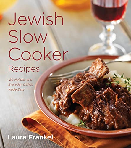 Stock image for Jewish Slow Cooker Recipes : 120 Holiday and Everyday Dishes Made Easy for sale by Better World Books