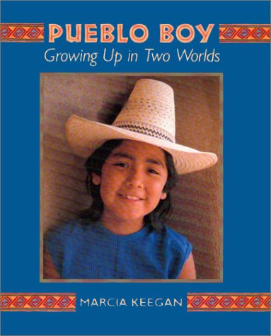 9781574160598: Pueblo Boy: Growing Up in 2 Worlds