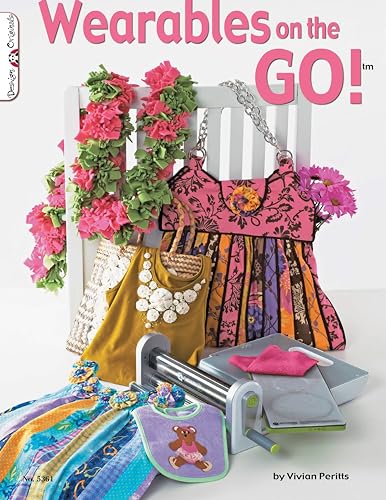 Beispielbild fr Wearables on the Go! (Design Originals) zum Verkauf von Wonder Book