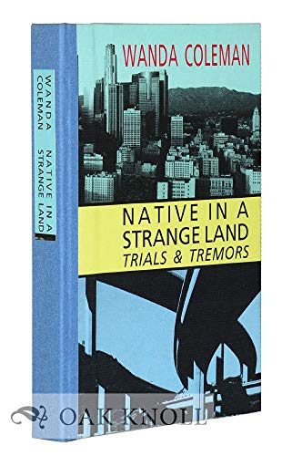 9781574230239: Native in a Strange Land: Trials & Tremors