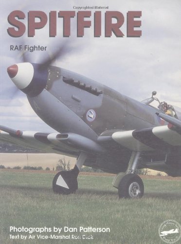 Beispielbild fr Spitfire: Raf Fighter (Living History , Vol 6) zum Verkauf von Wonder Book