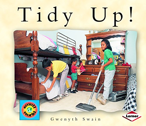 Beispielbild fr Tidy Up (Small World) zum Verkauf von Wonder Book