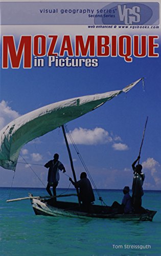 Imagen de archivo de Mozambique in Pictures a la venta por ThriftBooks-Dallas