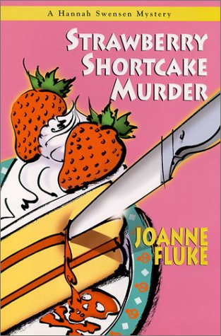 Imagen de archivo de Strawberry Shortcake Murder (Hannah Swensen Mysteries) a la venta por Goodwill
