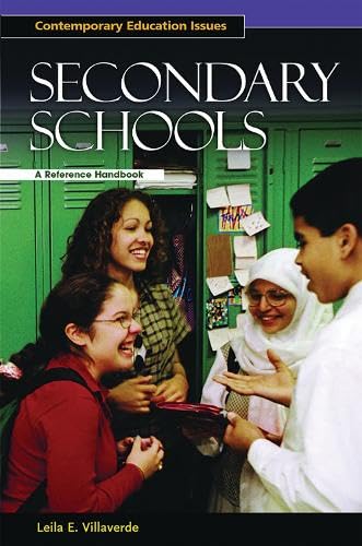9781576079829: Secondary Schools: A Reference Handbook