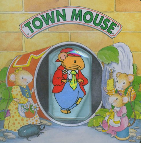 Beispielbild fr Town Mouse (Patchwork Mice Series) zum Verkauf von GF Books, Inc.