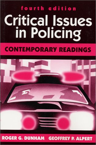 Imagen de archivo de Critical Issues in Policing : Contemporary Readings a la venta por Better World Books