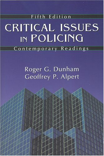 Imagen de archivo de Critical Issues in Policing: Contemporary Readings a la venta por Ergodebooks
