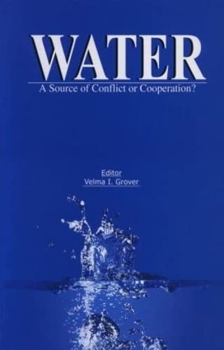 9781578085118: Water: A Source of Conflict or Cooperation?