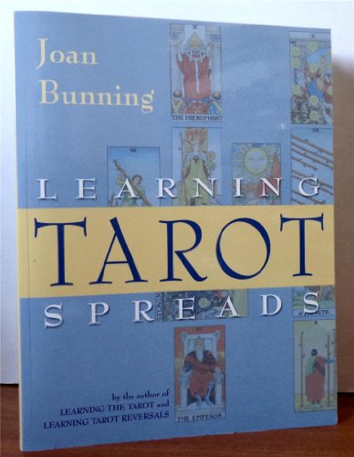 Beispielbild fr Learning Tarot Spreads zum Verkauf von Better World Books