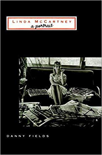 Beispielbild fr Linda McCartney : A Portrait zum Verkauf von Better World Books