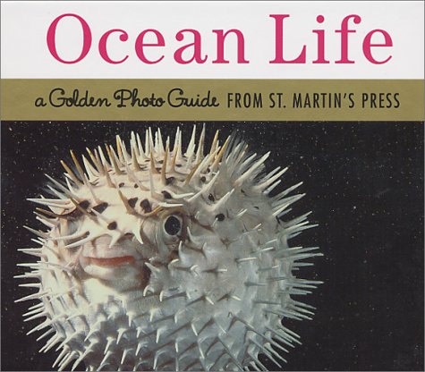 Imagen de archivo de Ocean Life (Golden Photo Guide) a la venta por Wonder Book