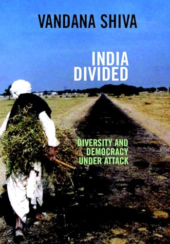 Imagen de archivo de India Divided: Diversity and Democracy Under Attack a la venta por ThriftBooks-Reno