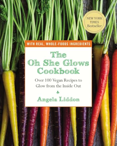 Beispielbild fr The Oh She Glows Cookbook: Over 100 Vegan Recipes to Glow from the Inside Out zum Verkauf von SecondSale