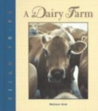 9781583403259: A Dairy Farm (Field Trips)
