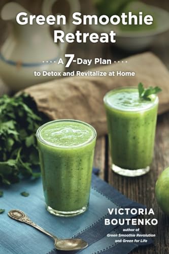 Stock image for Green Smoothie Retreat : A 7-Day Plan to Detox and Revitalize at Home for sale by Better World Books