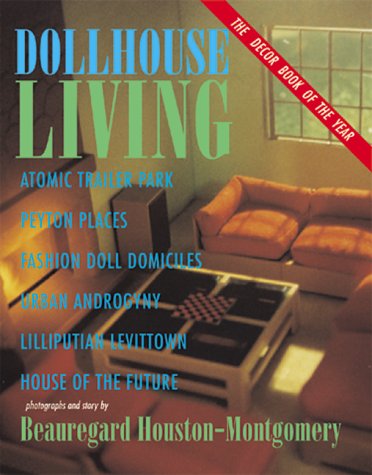 Imagen de archivo de Dollhouse Living a la venta por Schooner Books Ltd.(ABAC/ALAC)