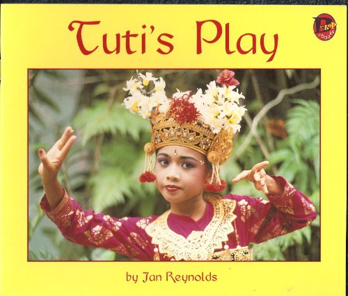 Imagen de archivo de Tuti's play a la venta por Better World Books