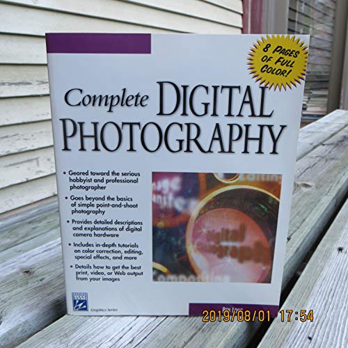 Imagen de archivo de Complete Digital Photography (Graphics Series) a la venta por HPB-Ruby