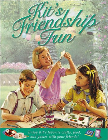 Imagen de archivo de Kit's Friendship Fun (American Girl (Quality)) a la venta por Wonder Book