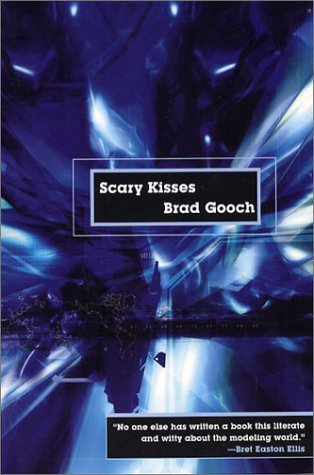 Imagen de archivo de Scary Kisses a la venta por SecondSale