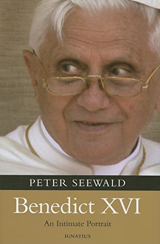 Imagen de archivo de Benedict XVI: An Intimate Portrait a la venta por Zoom Books Company