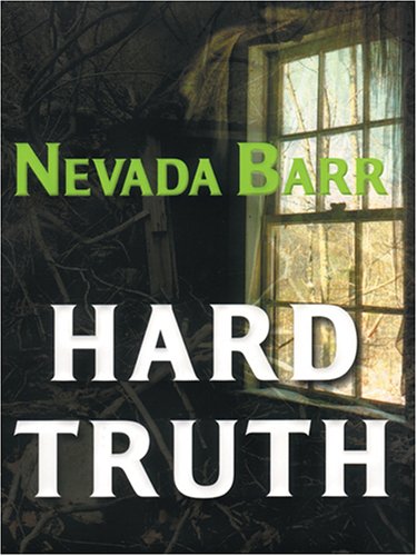 9781587249198: Hard Truth (Wheeler Large Print Book Series)