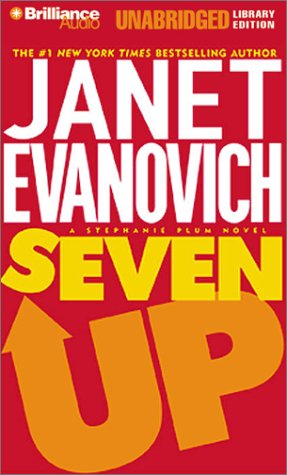 Seven Up (Stephanie Plum, No. 7) (9781587885303) by Evanovich, Janet