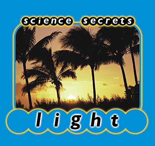 Beispielbild fr Light (Science Secrets) zum Verkauf von Wonder Book