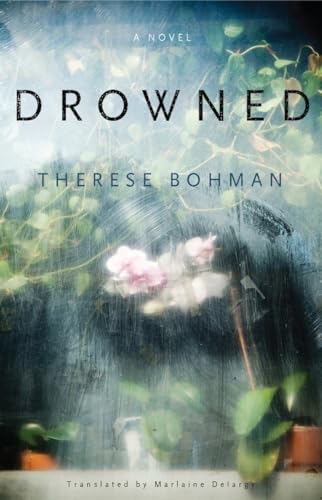 Imagen de archivo de Drowned: A Novel a la venta por SecondSale