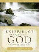 Beispielbild fr Experience the Presence of God: Devotions in Words and Images zum Verkauf von Wonder Book