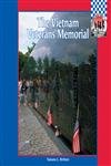 Imagen de archivo de Vietnam Veterans Memorial (Checkerboard Symbols, Landmarks and Monuments) a la venta por Jenson Books Inc