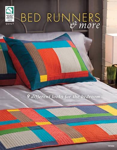 Beispielbild fr Bed Runners and More : 9 Different Looks for the Bedroom zum Verkauf von Better World Books Ltd